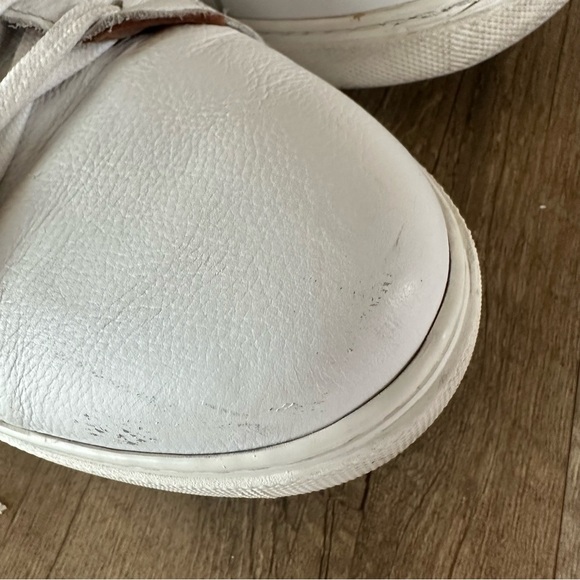 Allen Edmonds Courtside Sport Lace-Up Sneaker - Picture 14 of 15